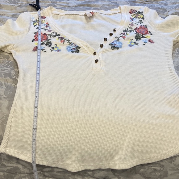 Pilcro Embroidered Thermal Top - Picture 16 of 16